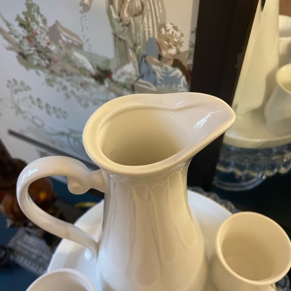 Lillian Vernon Tea Set - Picture 6 of 9